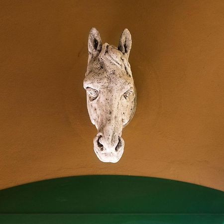 B&B Alla Mezza Luna Лонато Экстерьер фото
