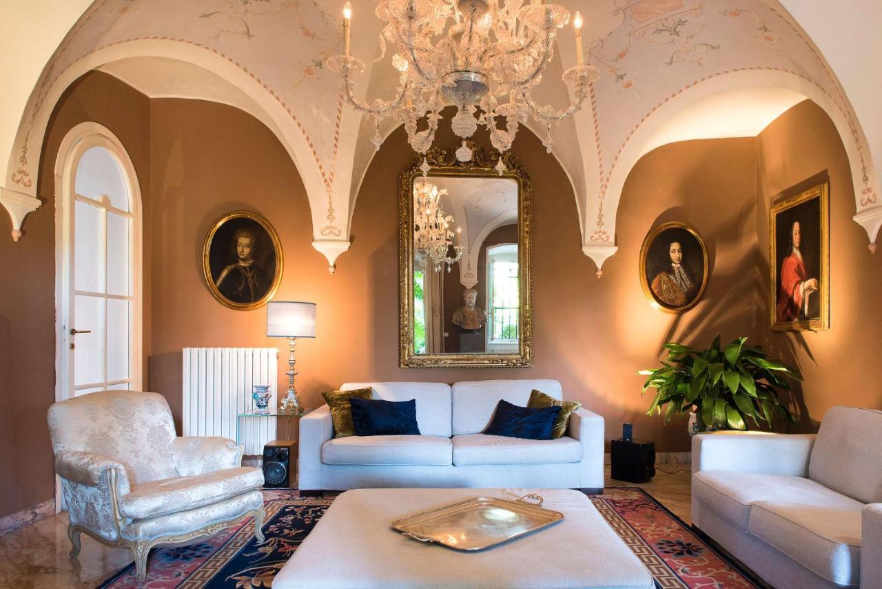 B&B Alla Mezza Luna Лонато Экстерьер фото
